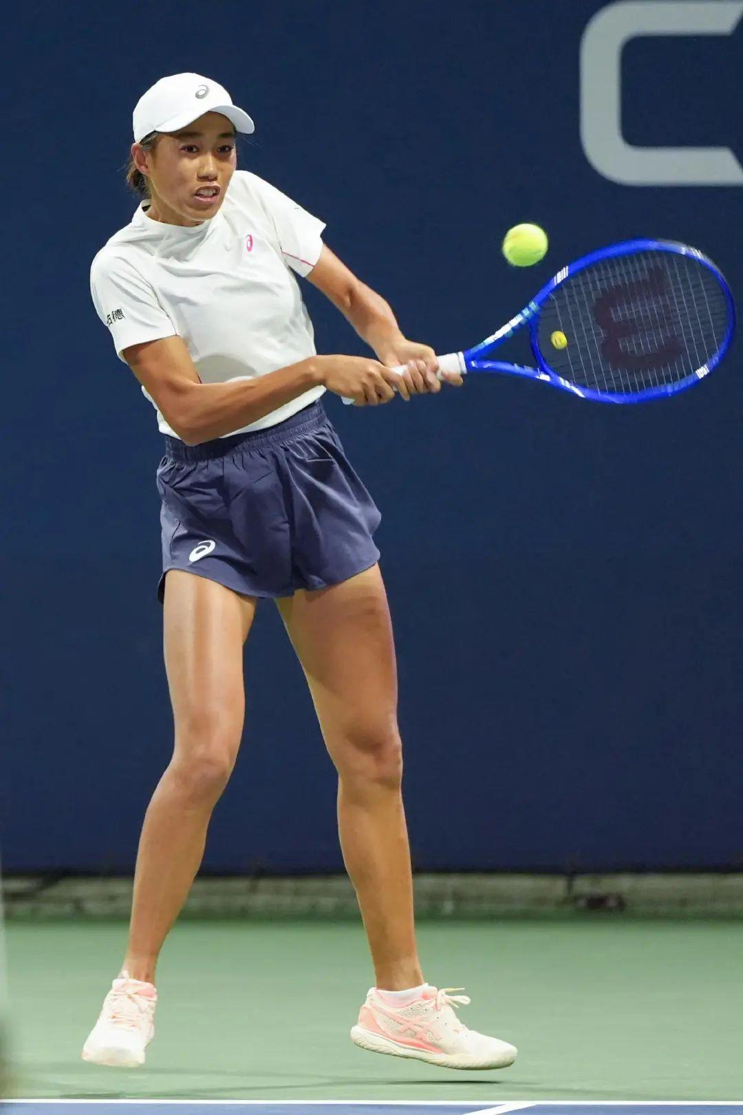 郑钦文因伤缺席