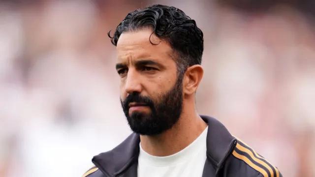 记者：阿莫林说想离开是开玩笑的；他对进球数量感到困惑